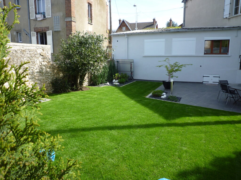 aménagement jardin pelouse plantations Marne paysagiste