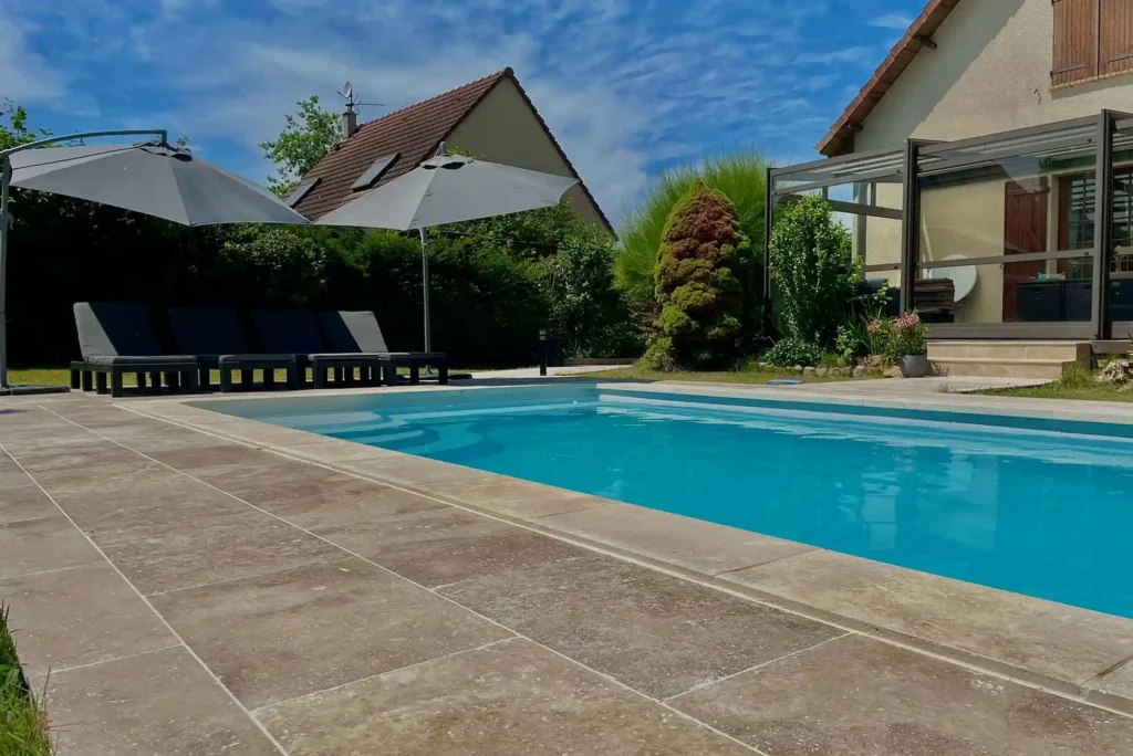 chantier du mois bordure piscine pierre naturelle marne